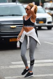 Candice Swanepoel in Leggings - Heading to Gym in NYC, July 2015