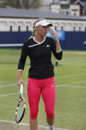 Caroline Wozniacki - Training at the AEGON International in Eastbourne, June 2015