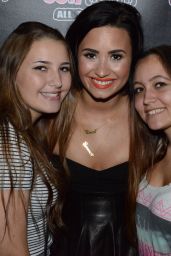Demi Lovato - Poses With Fans at Cool for Summer Party in San Francisco, July 2015