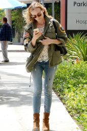 Diane Kruger Street Style - Los Angeles, July 2015