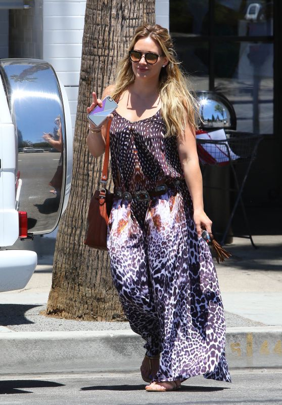 Hilary Duff Summer Style - Out in Studio City, July 2015