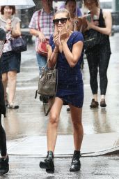 Ireland Baldwin and Hailey Baldwin - Caught in the Rain in NYC, July 2015