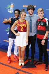 Isabela Moner – 2015 Nickelodeon Kids’ Choice Sports Awards in Los Angeles