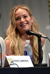 Jennifer Lawrence - The Hunger Games Mockingjay Part 2 Presentation at Comic Con in San Diego