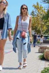 Jessica Alba - Shopping With Friends in Malibu, July 2015