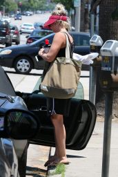 Kaley Cuoco - Leaving the Gym After Her Yoga Class - July 2015