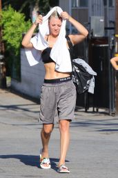 Kaley Cuoco - Leaving Yoga Class in Studio City, July 2015