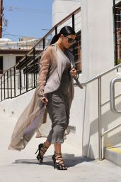 Kim Kardashian - Filming in Agoura Hills, July 2015