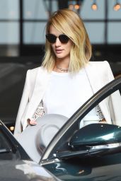 Rosie Huntington-Whiteley Casual Style - Leaving Her Hotel in London, July 2015