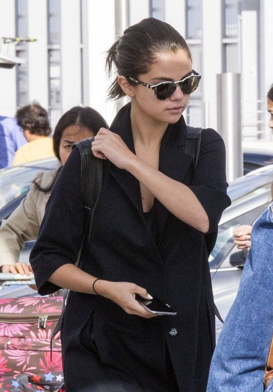Selena Gomez Airport Style - at London