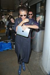 Selena Gomez - Arriving at LAX Airport in Los Angeles - July 2015