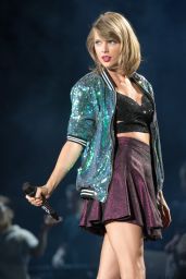 Taylor Swift - 1989 World Tour Chicago, July 2015