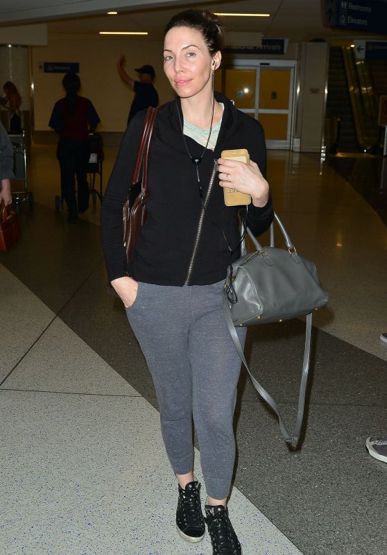 Whitney Cummings Airport Style - Arriving to LAX, June 2015