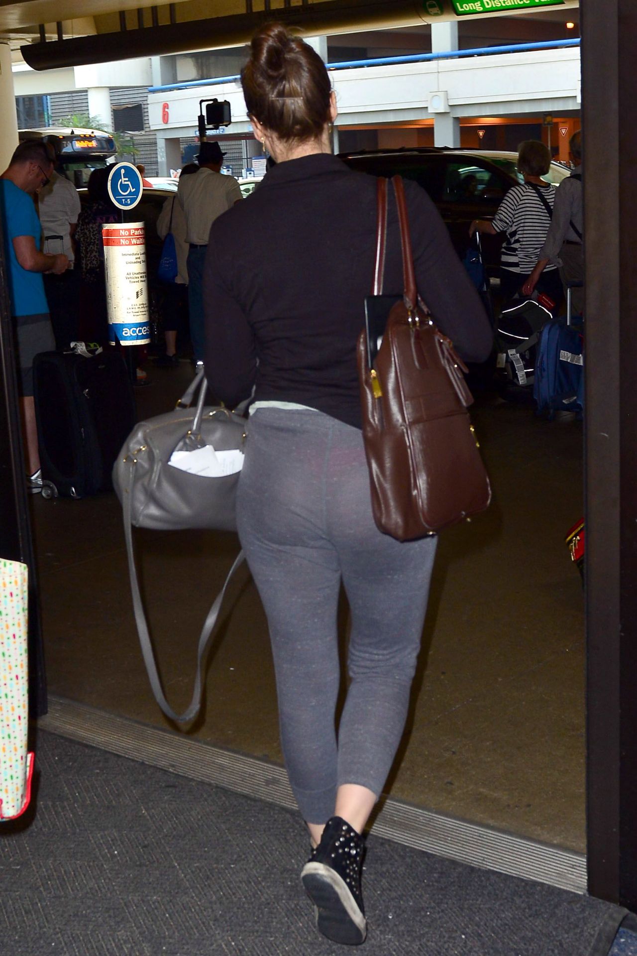Whitney Cummings Airport Style - Arriving to LAX, June 2015.