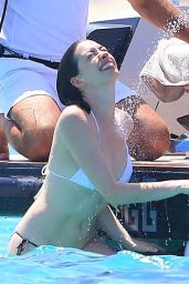 Anne Hathaway Wearing a Bikini in Ibiza, August 2015