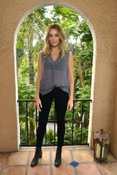 Arielle Vandenberg – KEEP Collective Accessories Social To Benefit The Kind Campaign in Los Angeles