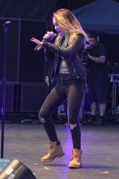 Beatrice Miller - Performing at the Orange County Fair in Cosa Mesa, August 2015