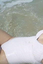 Bella Hadid Swimsuit Photos - Los Angeles, August 2015