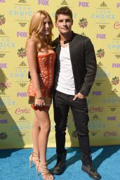 Bella Thorne - 2015 Teen Choice Awards in Los Angeles
