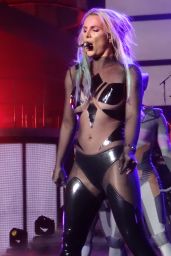 Britney Spears Performing at Planet Hollywood in Las Vegas, August 2015