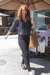 Bryce Dallas Howard Casual Style - Shopping in Beverly Hills, July 2015