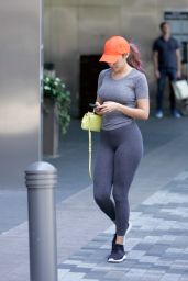 Chantel Jeffries Booty in Tights - Visited a Starbucks and Left With a Tray of Beverages in Toronto