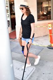 Cobie Smulders Leaving a Doctors Office in Beverly Hills, August 2015
