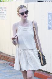Elle Fanning Having a Lunch at Cafe Med in Beverly Hills, August 2015