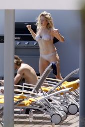 Ellie Goulding Bikini Candids - Ibiza, August 2015