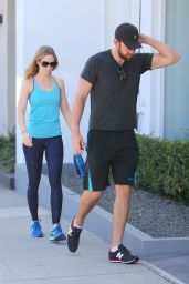 Emily Blunt Booty in Tights at a Gym in West Hollywood - August 2015