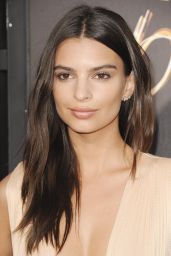 Emily Ratajkowski - We Are Your Friends Premiere in Los Angeles