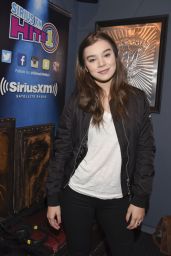 Hailee Steinfeld - SiriusXM The Morning Mash Up in Los Angeles, August 2015