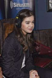 Hailee Steinfeld - SiriusXM The Morning Mash Up in Los Angeles, August 2015