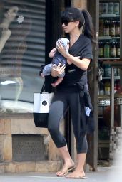 Hilaria Baldwin - wwalks back Home With New Born Baby in New York City, July 2015