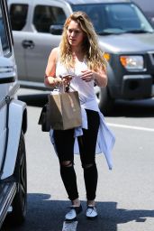 Hilary Duff Casual Style - Shopping in Beverly Hills - July 2015