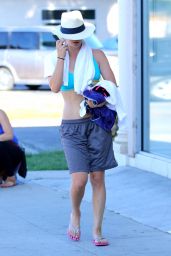 Kaley Cuoco - Leaving Yoga Class in Studio City, August 2015