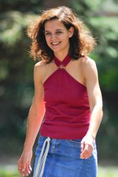 Katie Holmes on the Set of 