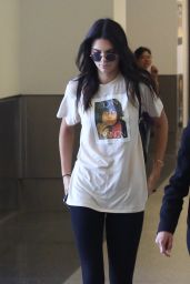 Kendall Jenner Airport Style - LAX, August 2015