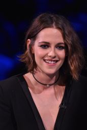 Kristen Stewart at The Tonight Show with Jimmy Fallon in New York City, August 2015
