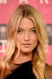 Martha Hunt – 2015 MTV Video Music Awards at Microsoft Theater in Los Angeles