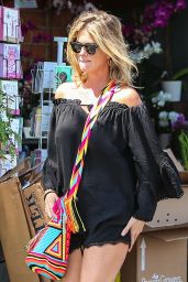 Rachel Hunter Shopping at Bristol Farms in West Hollywood, August 2015