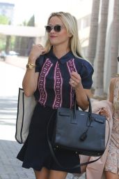 Reese Witherspoon Street Fashion - Out in LA, August 2015