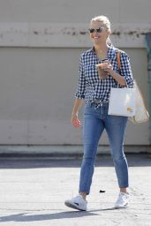 Reese Witherspoon Street Style - Out in Santa Monica, July 2015