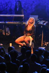 Rita Ora Performs on Opening Night of Her U.S. Tour in San Francisco