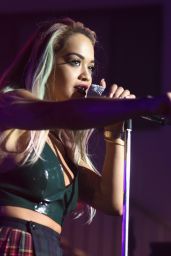 Rita Ora Singing at Samsung Studio in Los Angeles, August 2015