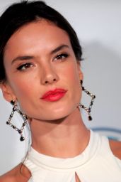Alessandra Ambrosio – UNITAS First Gala Against Sex Trafficking at ...