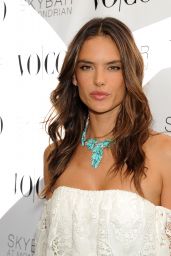 Alessandra Ambrosio - VO|CO Summer Closing Pool Party West Hollywood