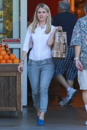 Alice Eve at Bristol Farms in West Hollywood, September 2015