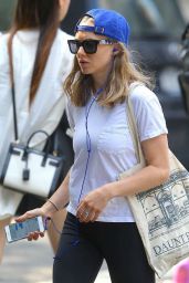 Amanda Seyfried in Leggings - Out in New York City, September 2015