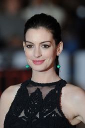 Anne Hathaway – ‘The Intern’ Premiere in London